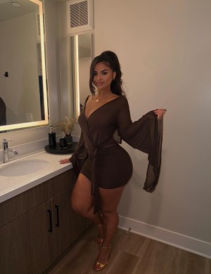 Aleah Brown Photo #10