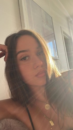 Courtney Sarault Photo #25