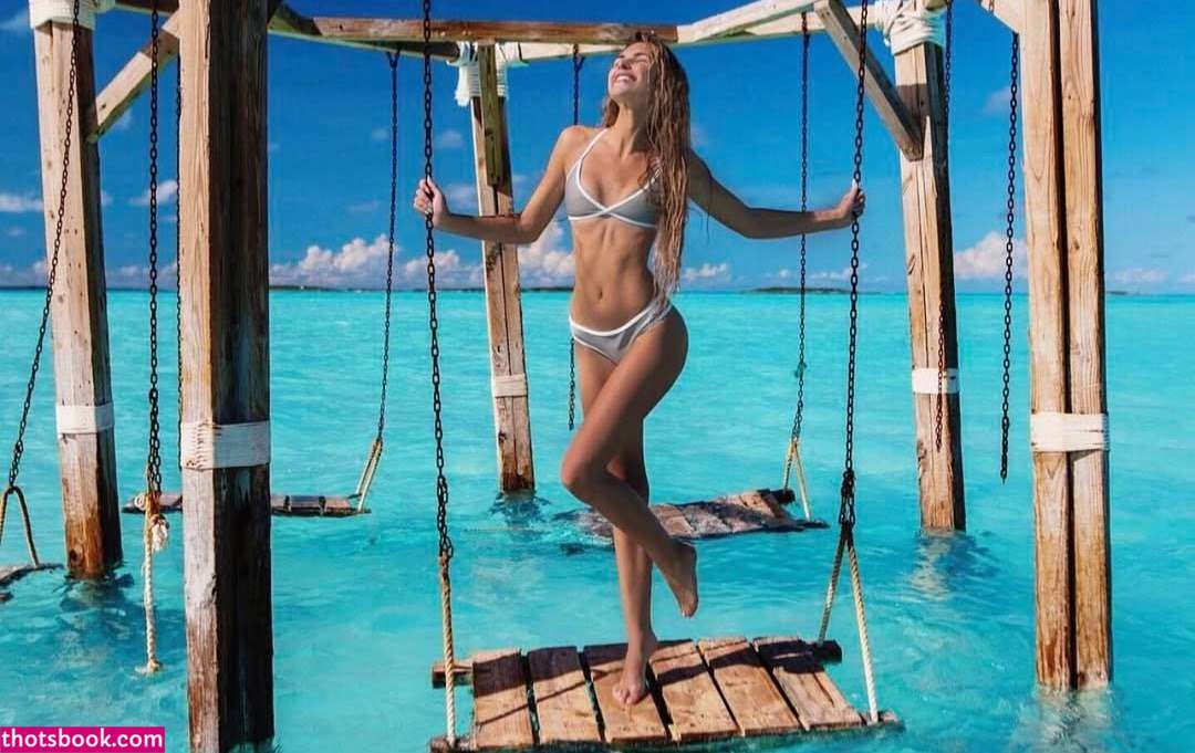 Elisabeth Rioux Photo #2