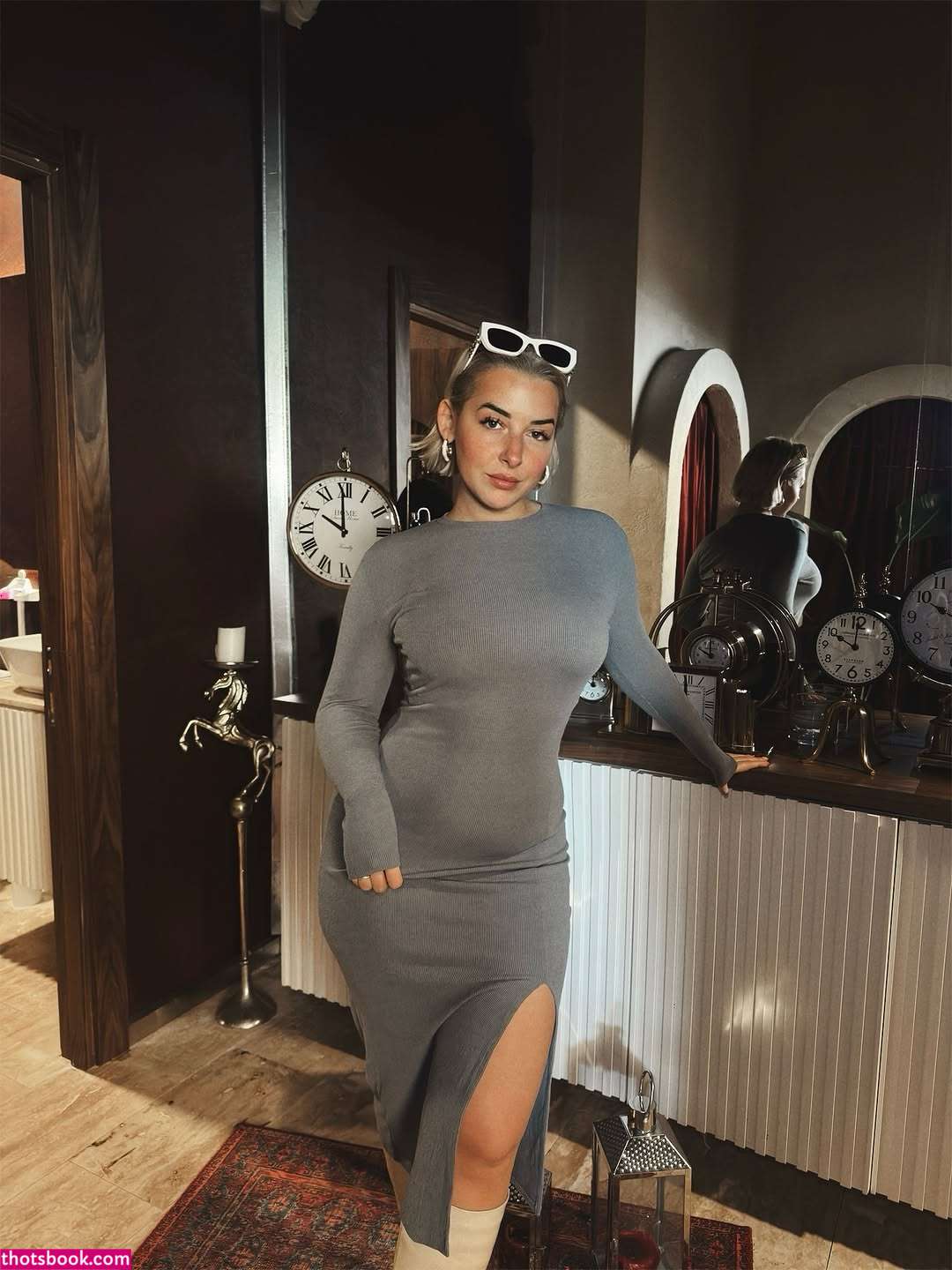 Ezgi Ergenc Photo #12