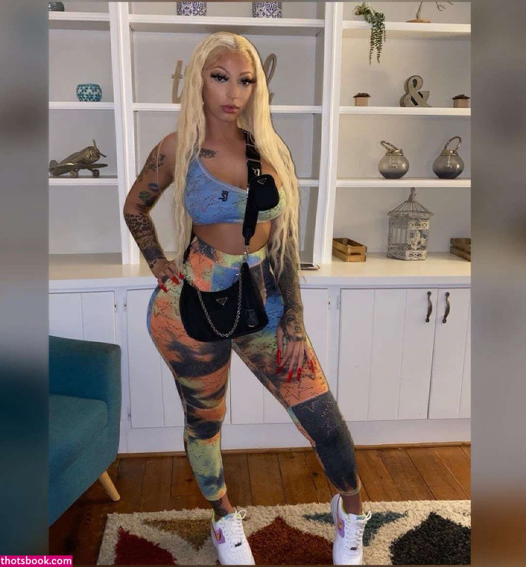 Nyla Monroe Photo #7