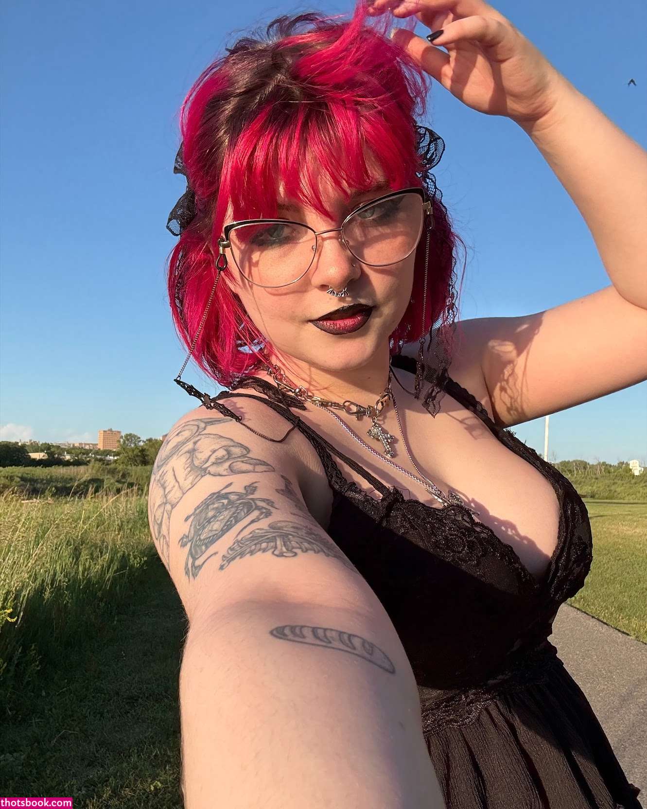 skunkbugxo Photo #13