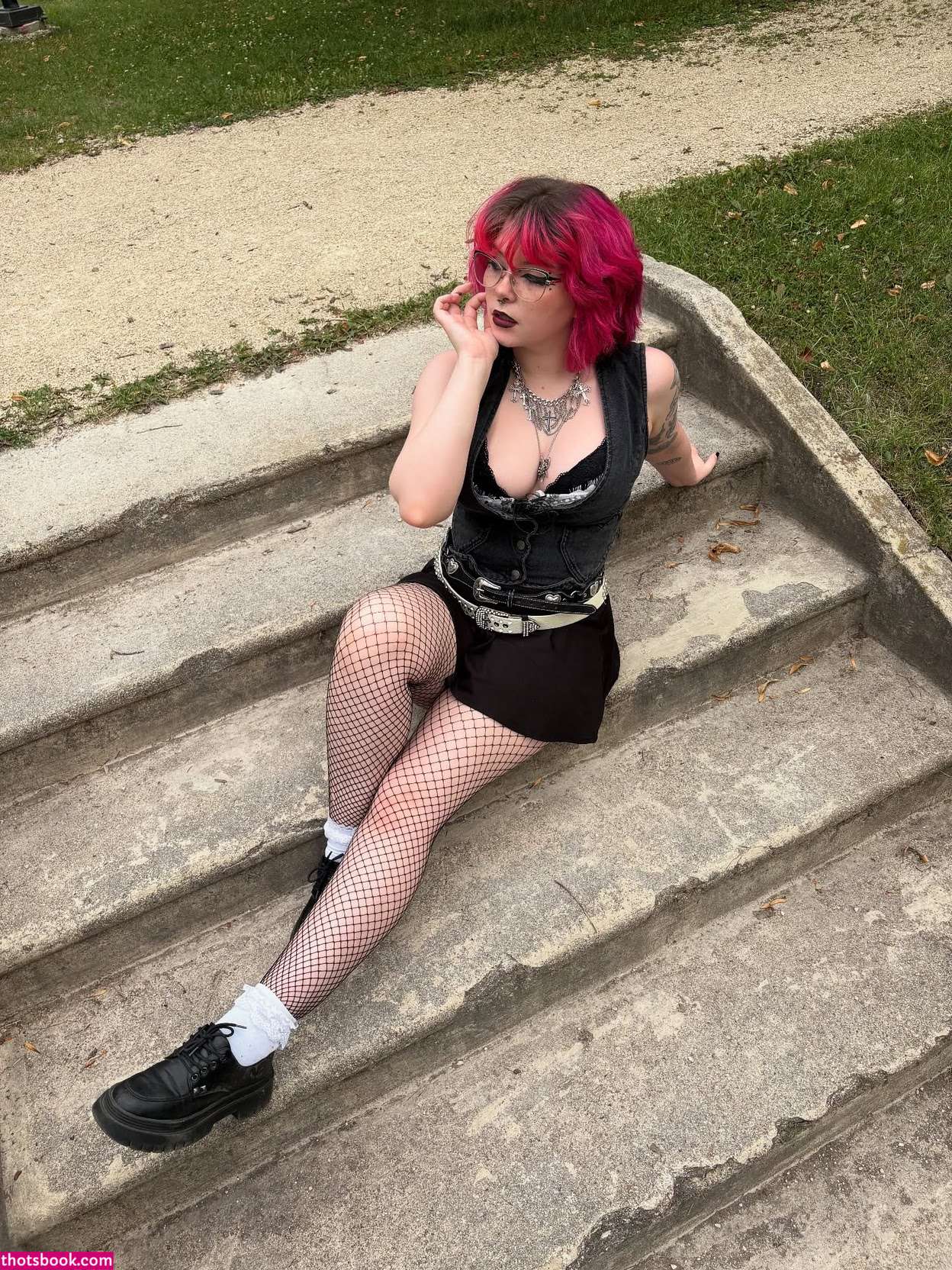 skunkbugxo Photo #14