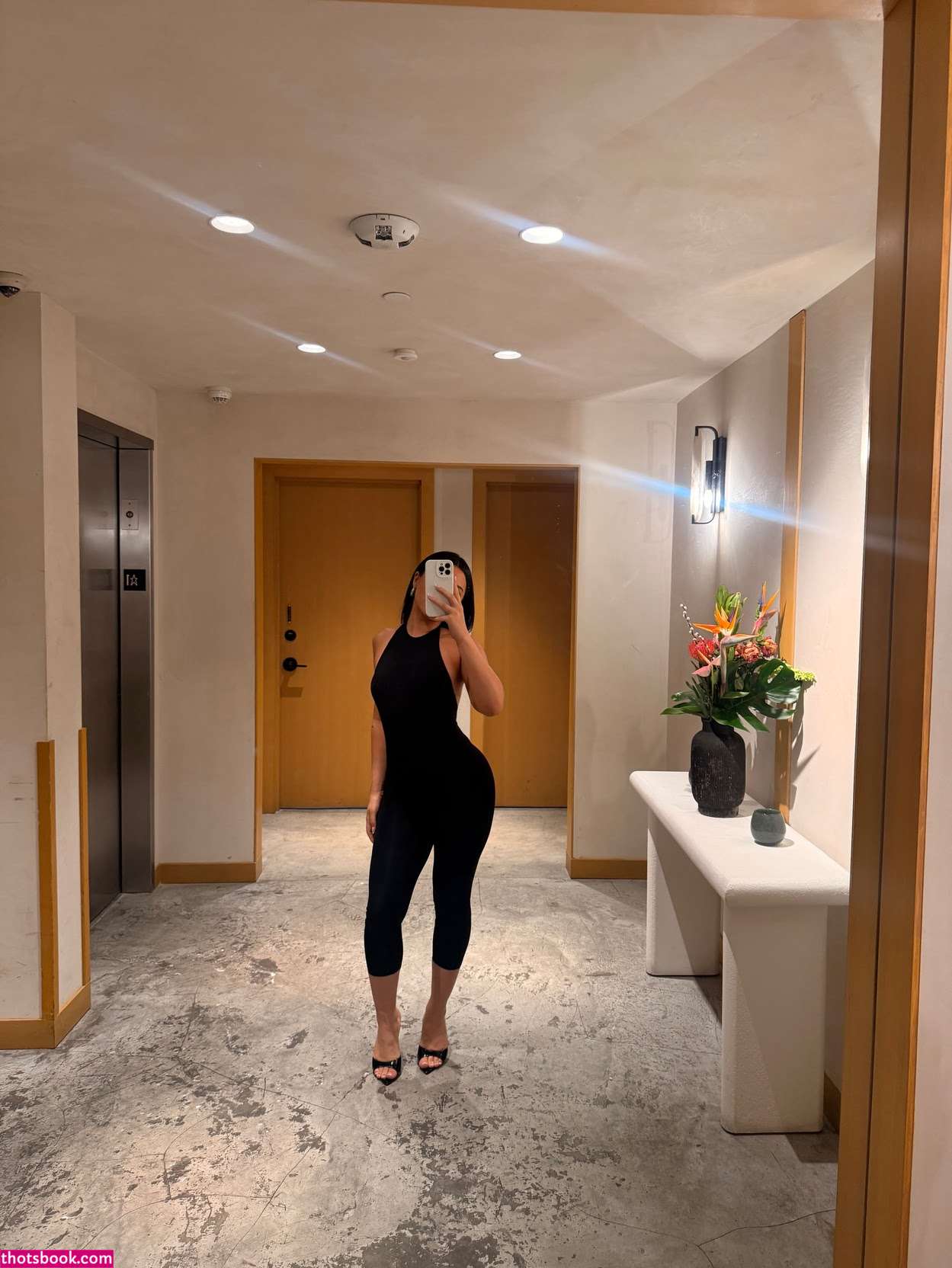 Julia Kelly Photo #125