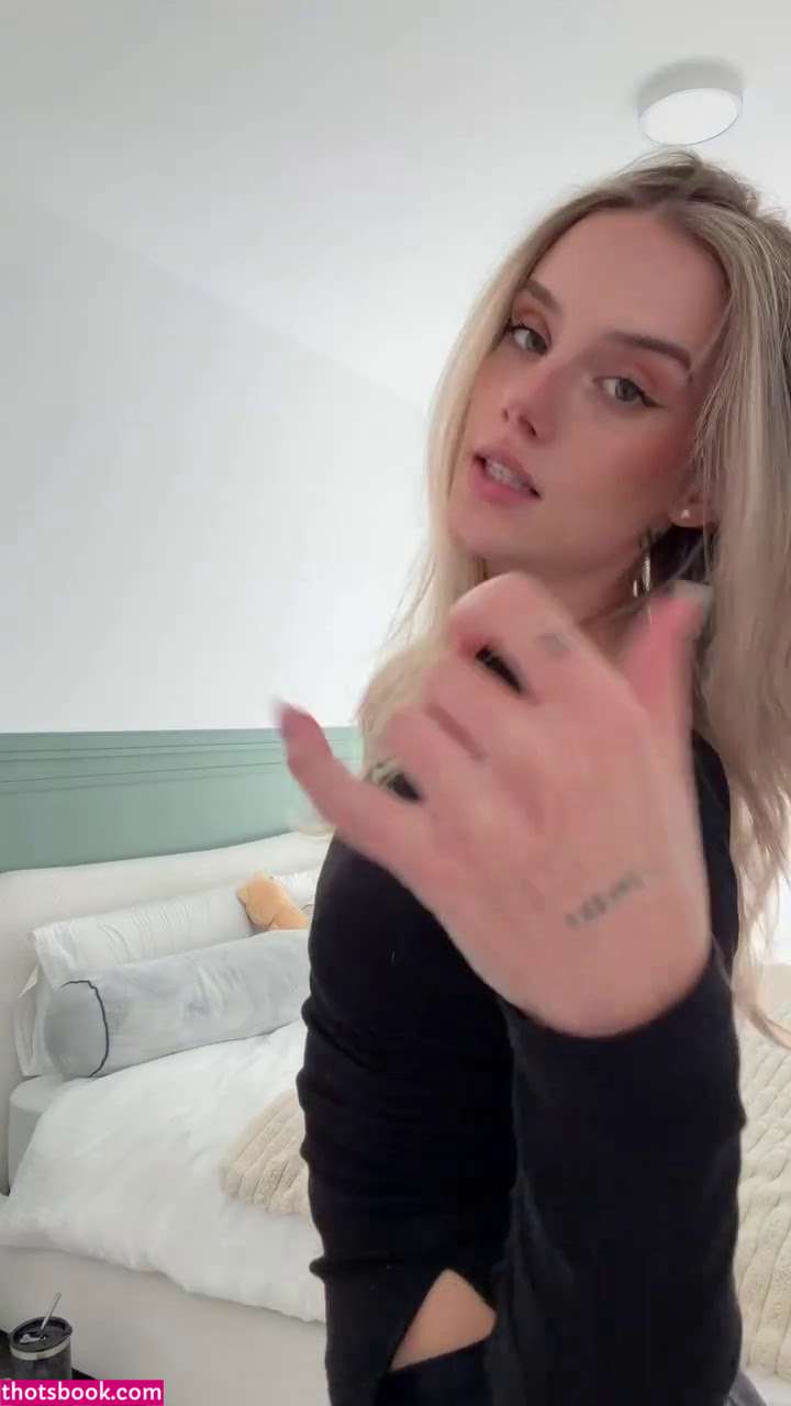 Lia Sikora Photo #85