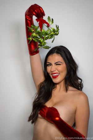 Mikaela Pascal Photo #235