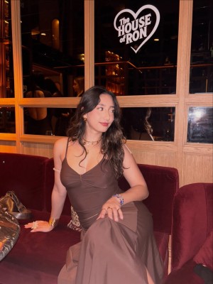 Sabrina Pezeshkian Photo #122