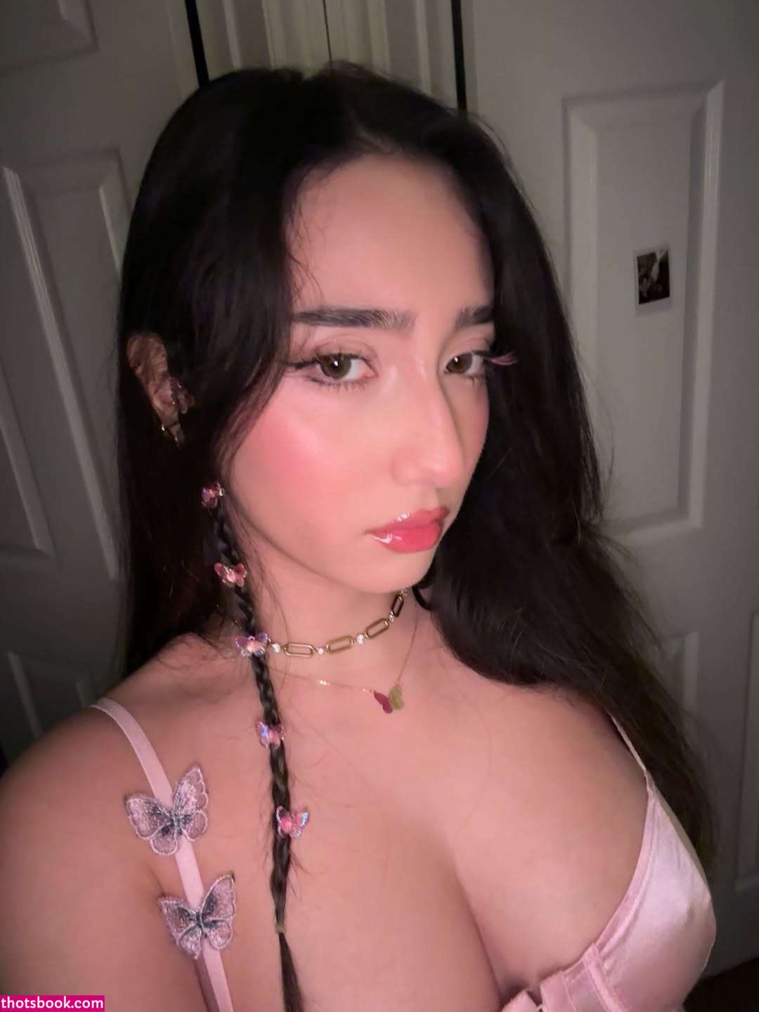 Sabrina Pezeshkian Photo #128