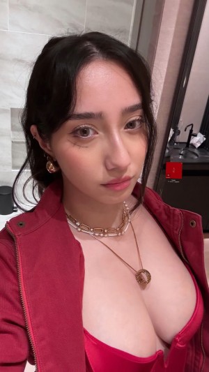 Sabrina Pezeshkian Photo #132