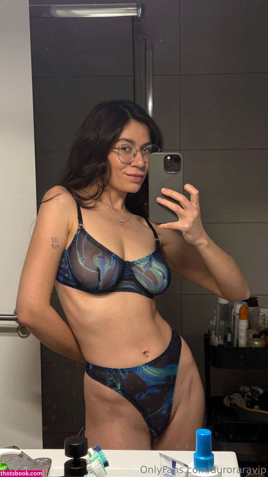 auroraravip Photo #2