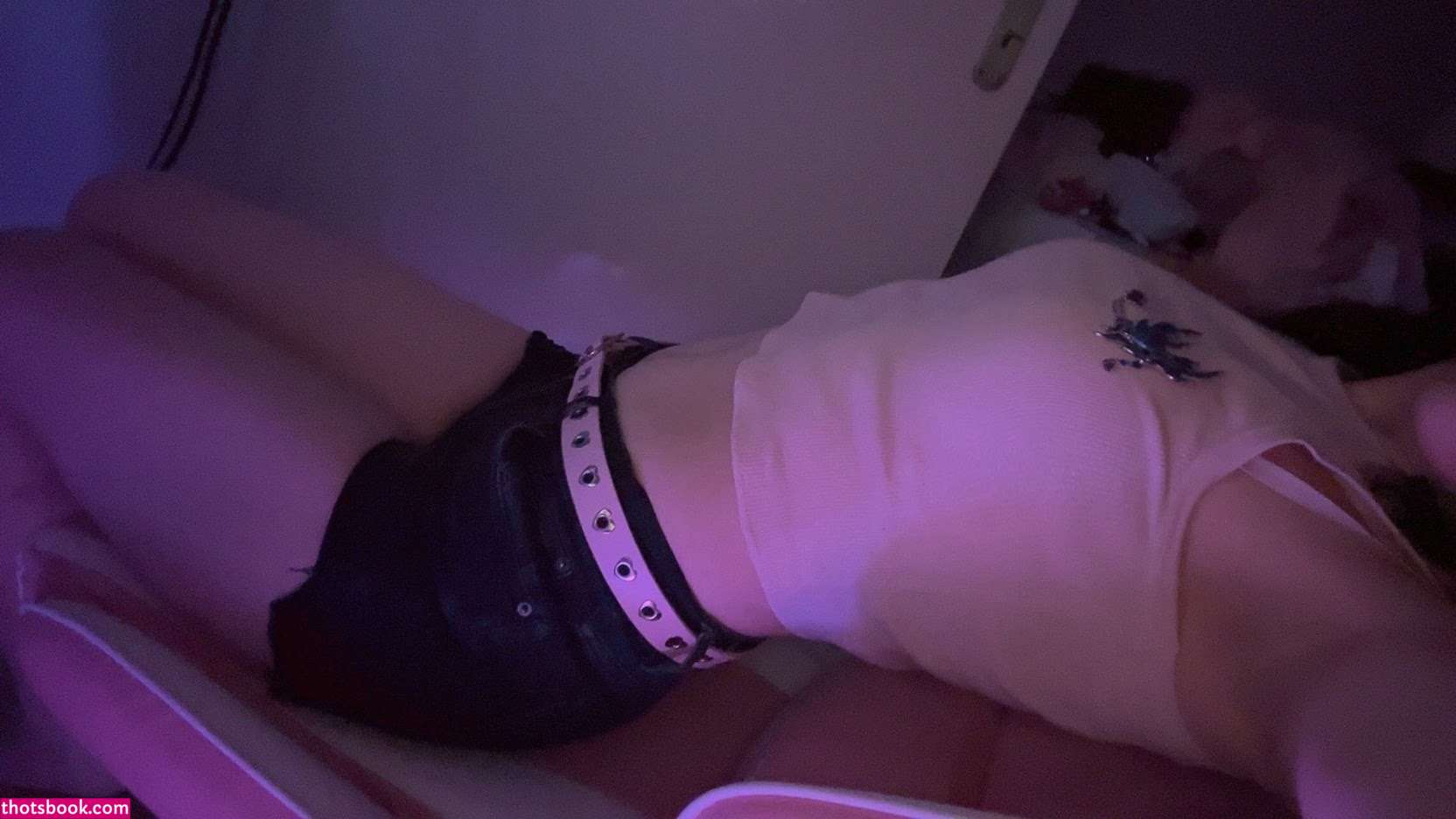 blushingsora Photo #5