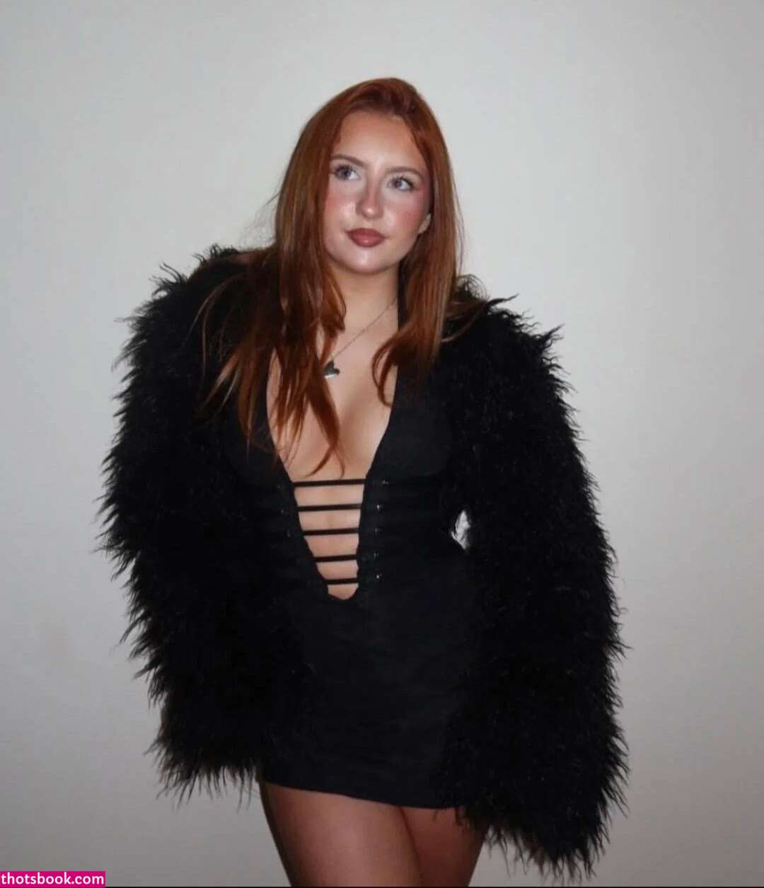 Ella Deasy Photo #15