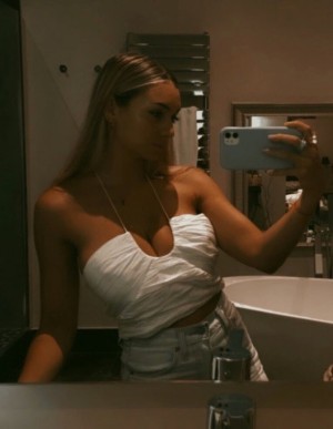 Lara Puschmann Photo #13