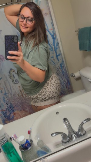 Damnnn Manda Photo #15