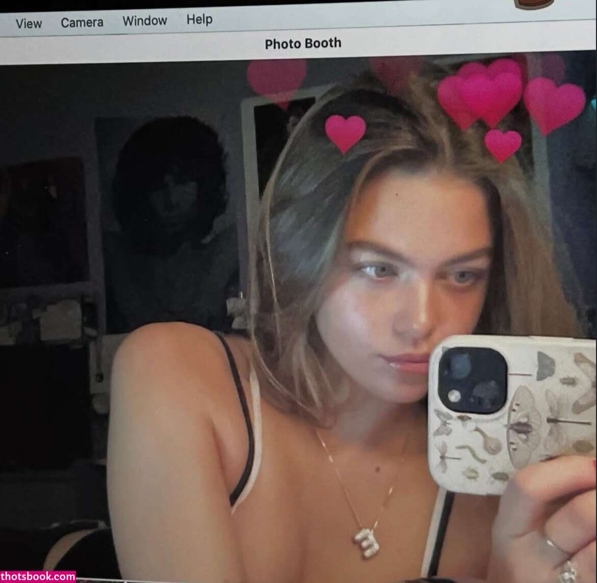 Emma Beardsley Photo #9