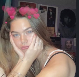 Emma Beardsley Photo #7