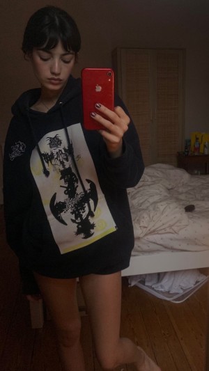 Reaisnowhite Photo #14