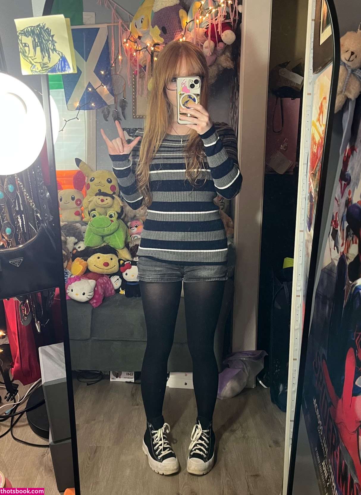 widecatface Photo #2