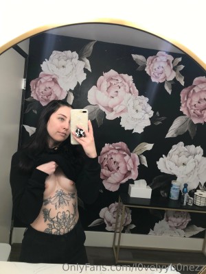 l0velyyb0nezz Photo #27