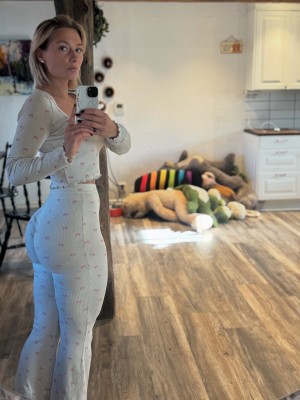 Johanna Juhlin Photo #86