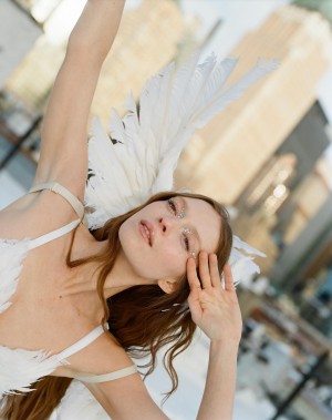 Larsen Thompson Photo #135