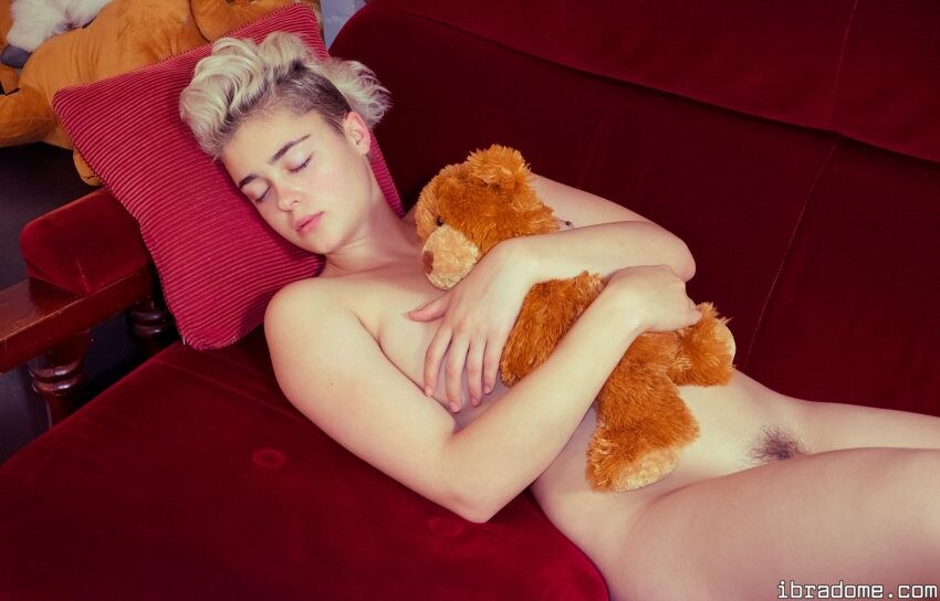 Stefania Ferrario Photo #29