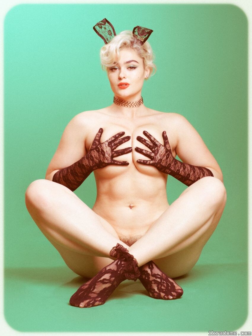 Stefania Ferrario Photo #121