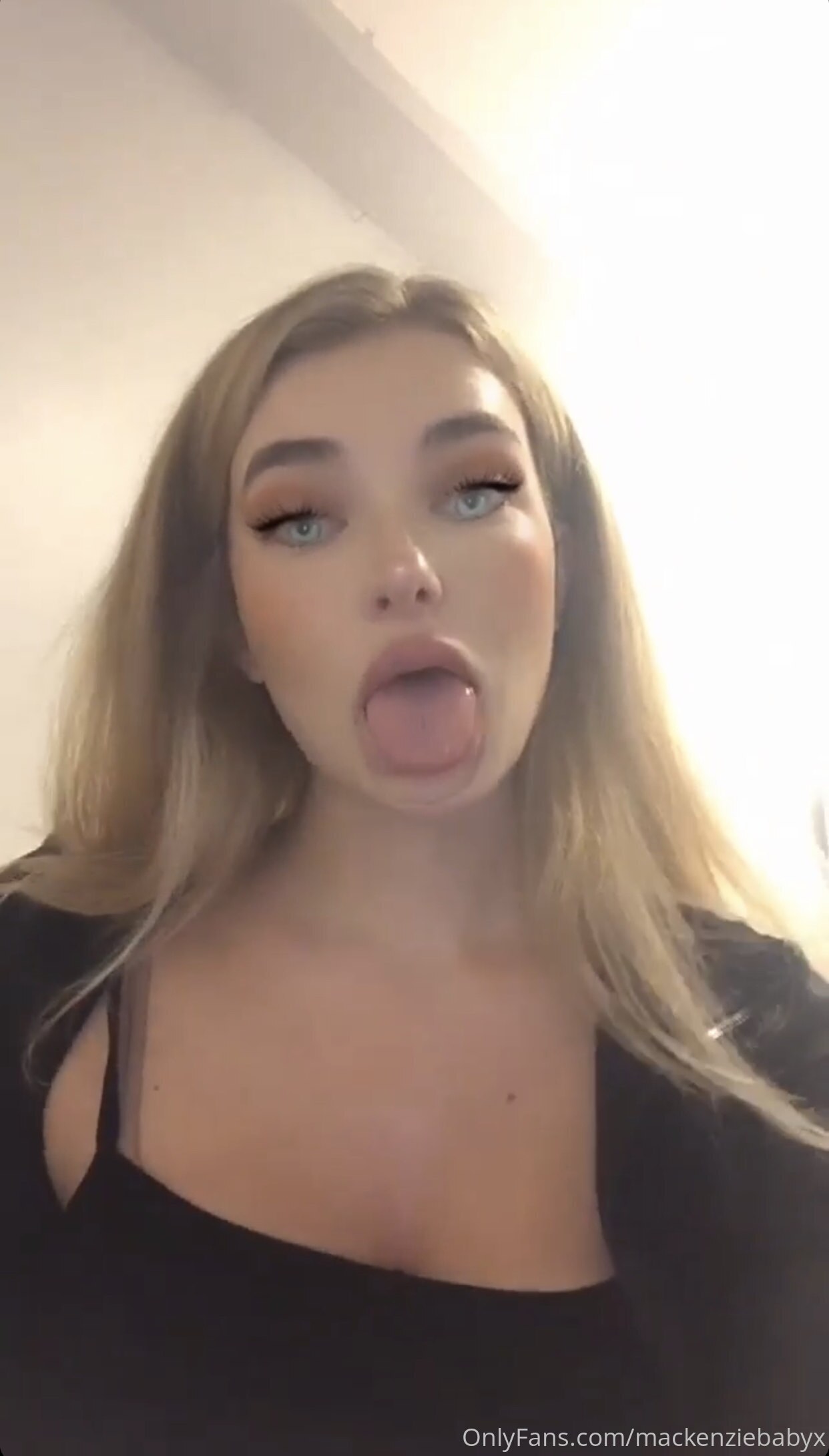 Realprettyangel Photo #24