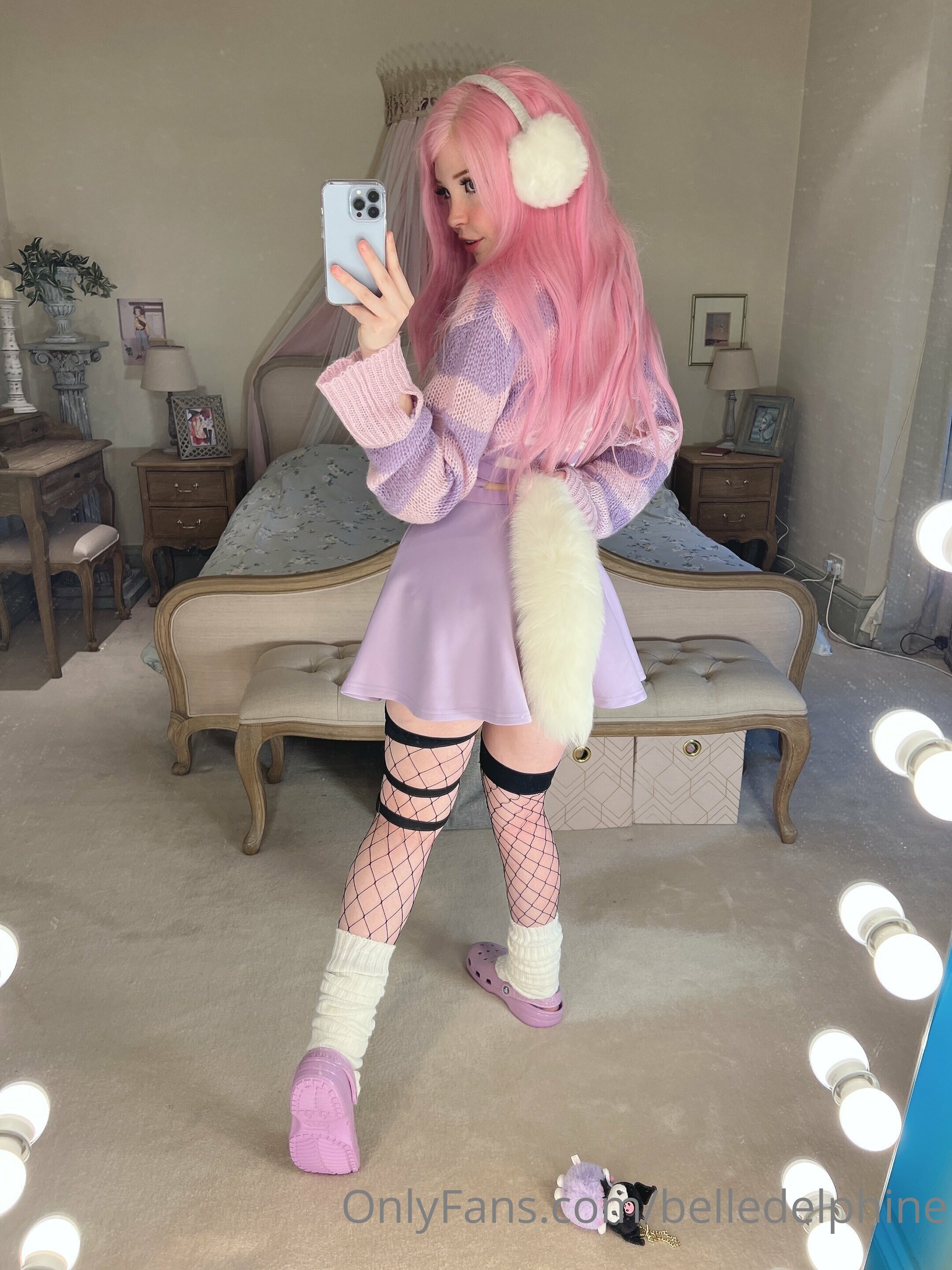 Belle Delphine Photo #4214