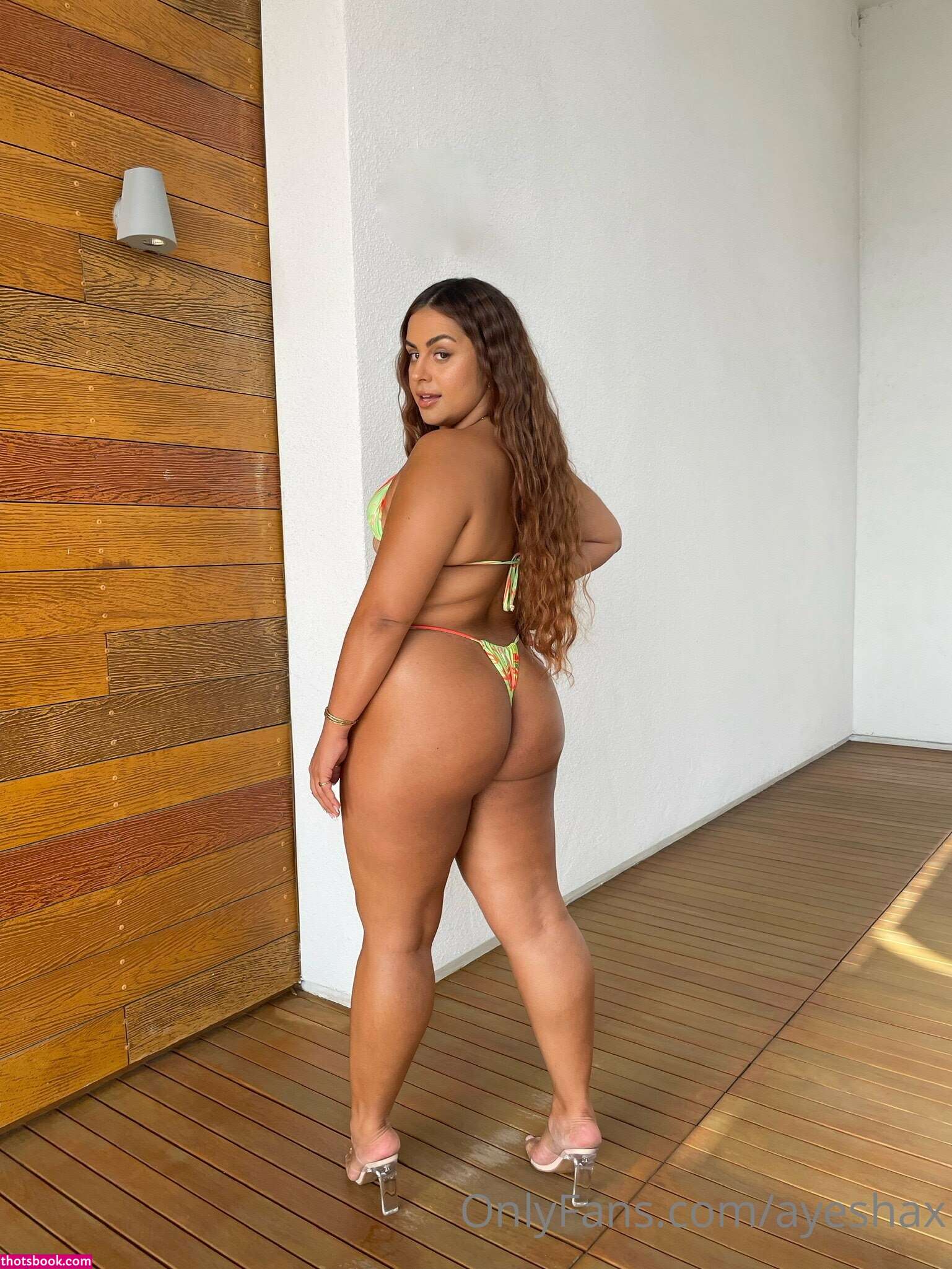 Ayesha Iqbal Photo #22