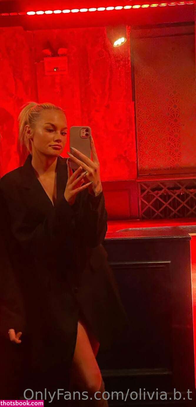 Olivia Tollesson Photo #5