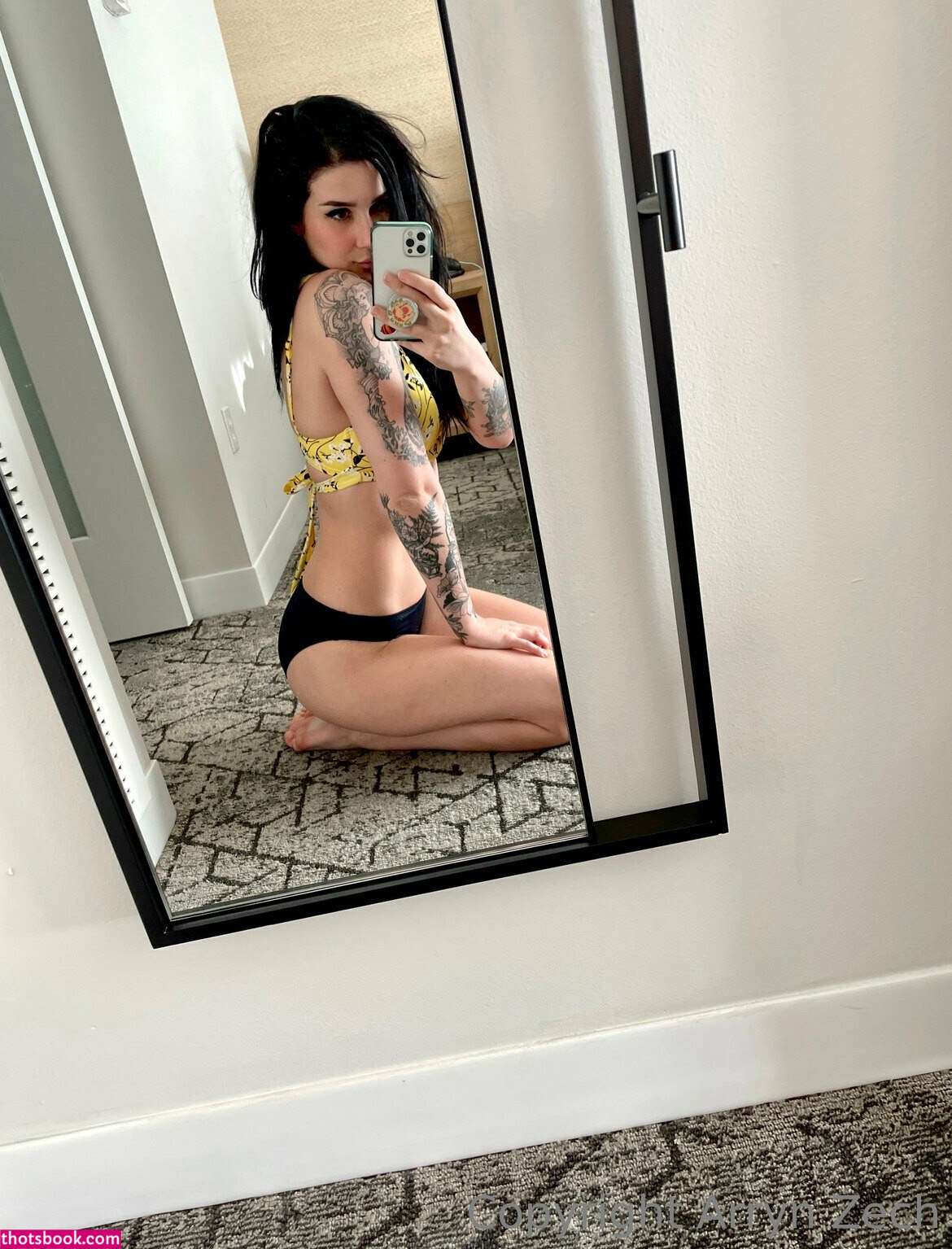 Arryn Zech Photo #42