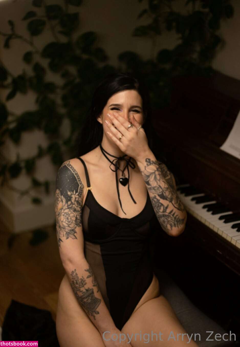 Arryn Zech Photo #62