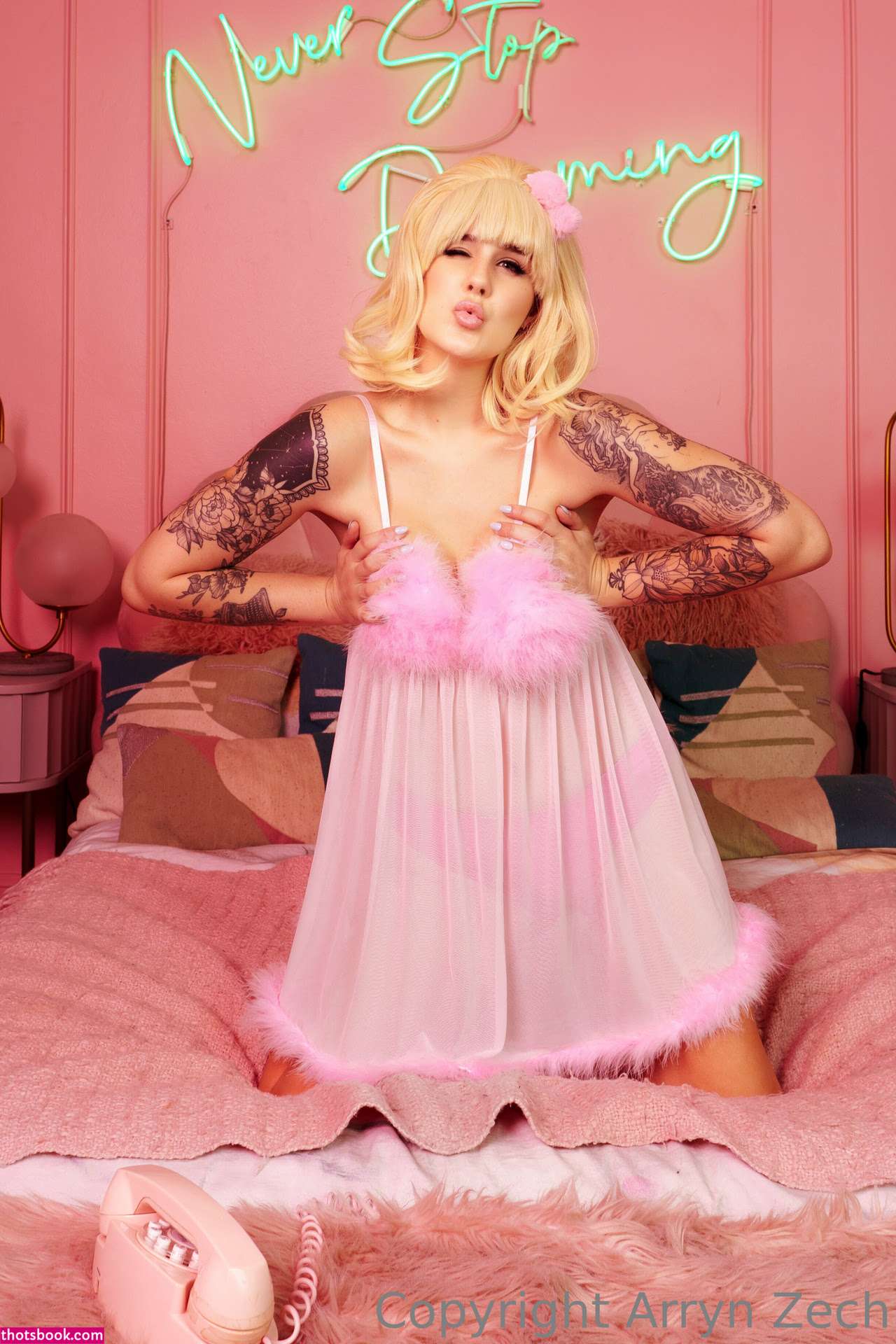 Arryn Zech Photo #104