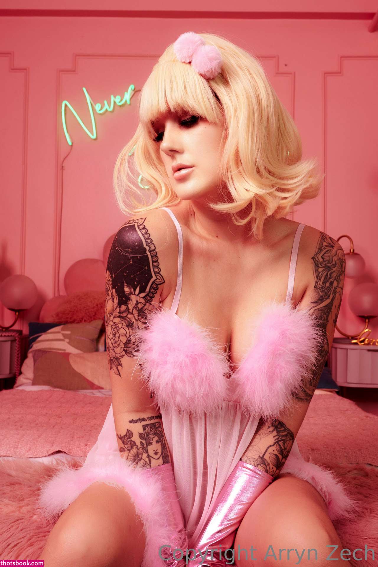 Arryn Zech Photo #105