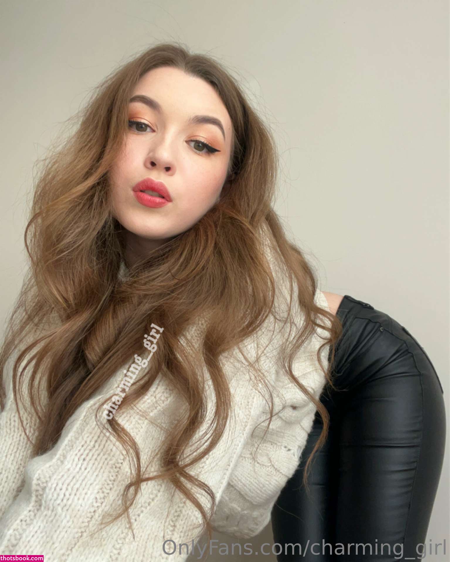 Charming Girl Photo #95