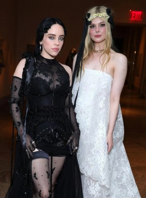 Billie Eilish Photo #18