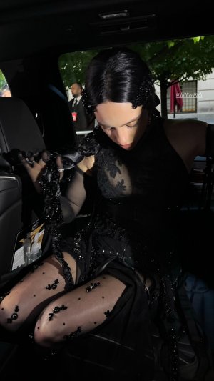 Billie Eilish Photo #23