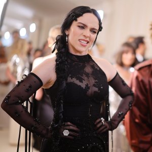 Billie Eilish Photo #26