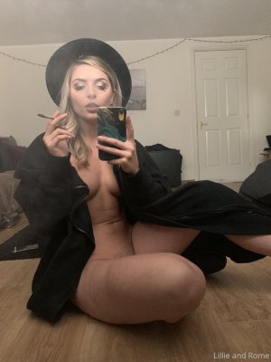 Lillieinlove Photo #9