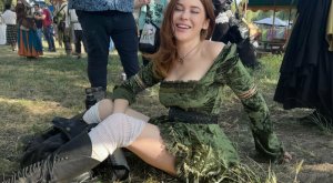 Renee Olstead Photo #14