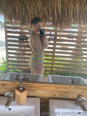 Barbara Dunkelman Photo #155