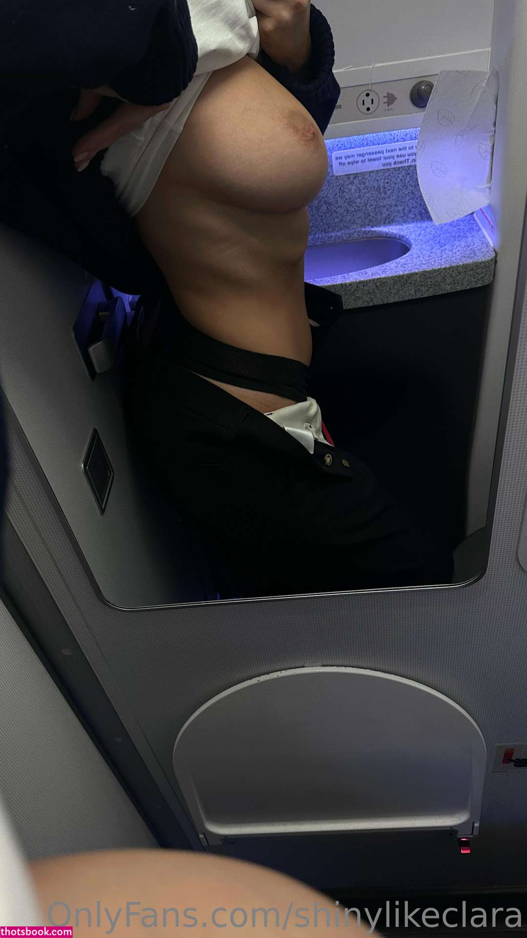 Shinylikeclara Photo #6