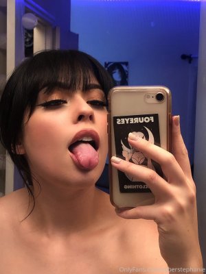 Cyberstephanie Photo #54