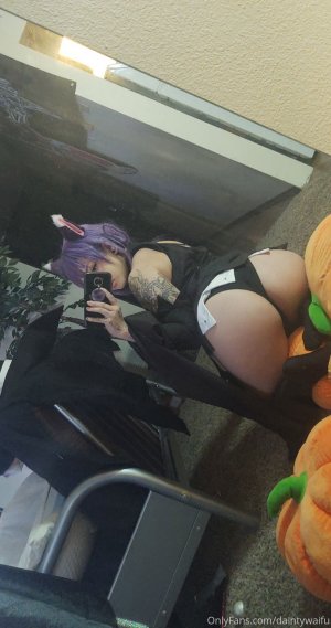 Daintywaifu Photo #45