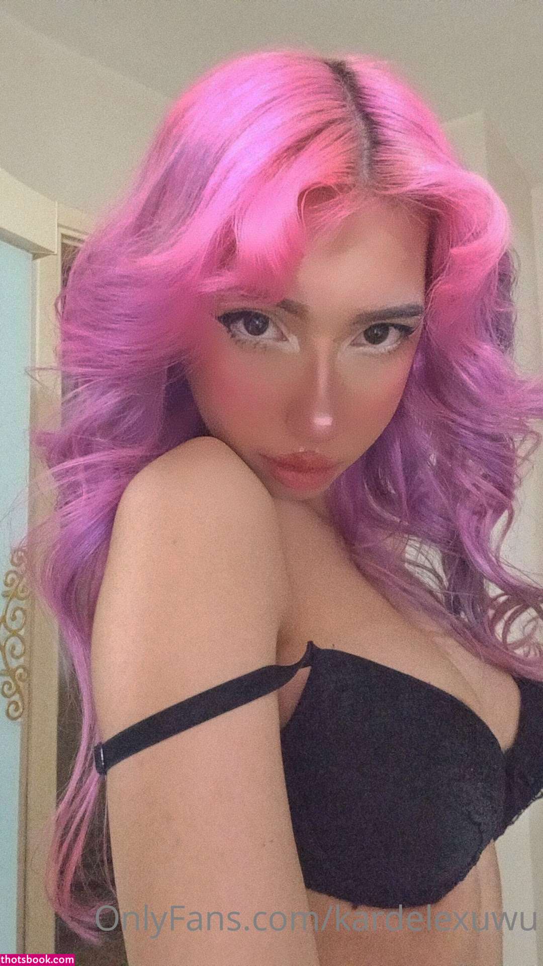 kardelexuwu Photo #21