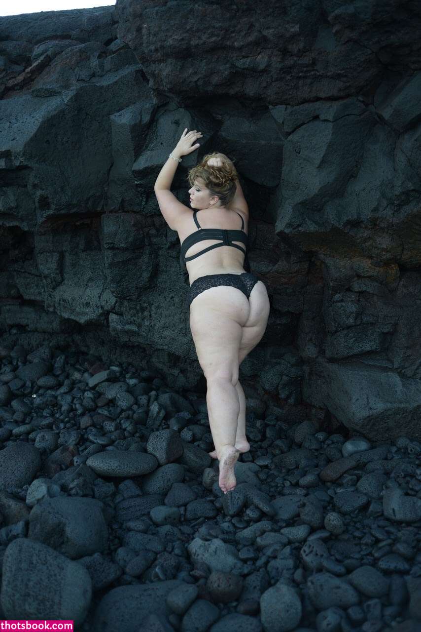 London Andrews Photo #322