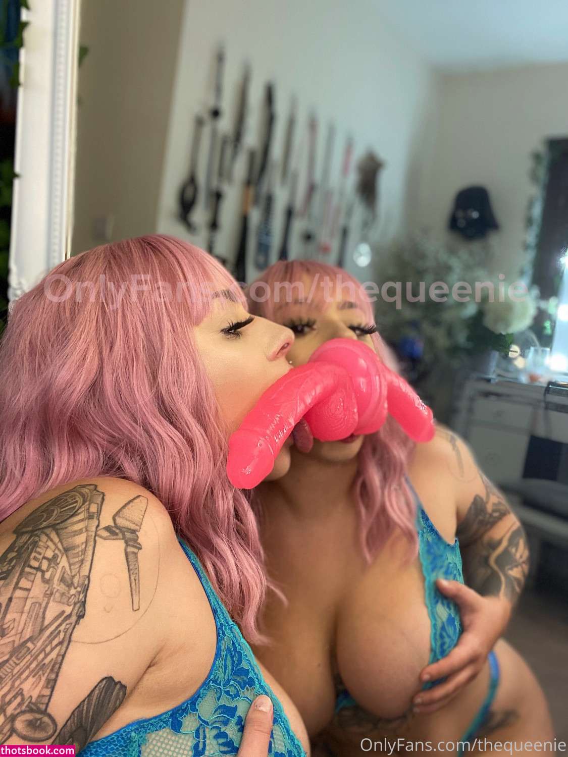 Thequeenie Photo #69