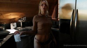 Caroline Zalog Post #283