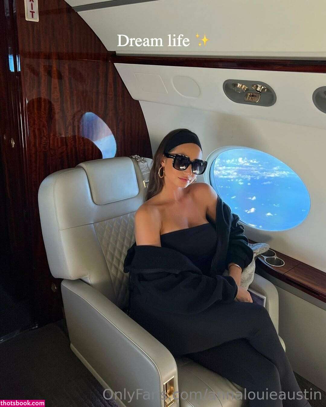 Anna Louise Photo #79